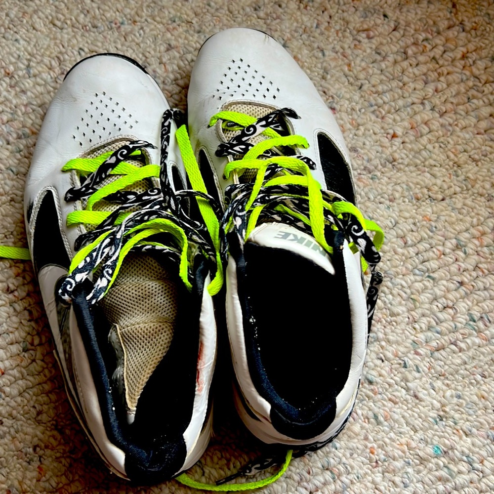 Nike fly wire basketball shoes, size 10 or 11 wide